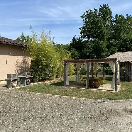 Le Piquet Résidence-pavillon Hébergement de vacances Cazaubon