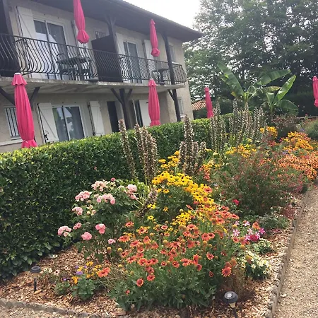 Le Piquet Résidence-pavillon Hébergement de vacances Cazaubon
